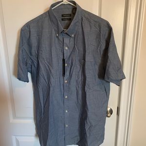 Van Heusen casual button down size L